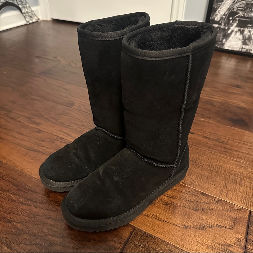 Dream Pairs Black Fuzzy Winter Boots *get them on sale before winter!